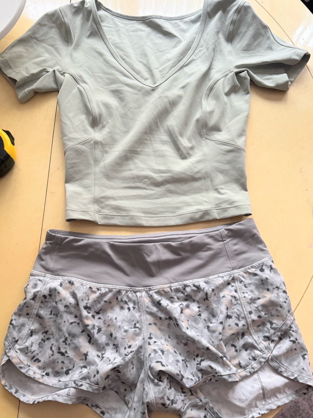 LULULEMON Speed Up Running Shorts With Green Top Size S